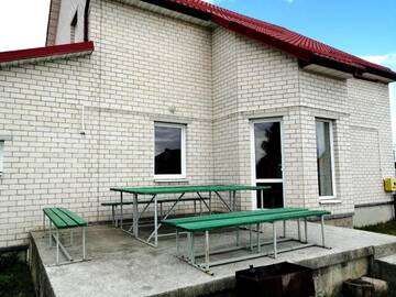Фото номера Дом с 4 спальнями Гостевой дом Cottage at Utrennyaya Street г. Брест 9