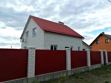 Фото номера Дом с 4 спальнями Гостевой дом Cottage at Utrennyaya Street г. Брест 8